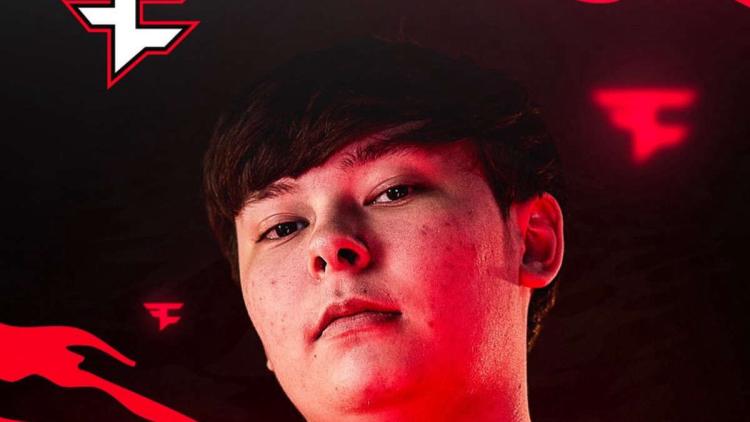 FaZe Clan flyttade POACH till bänken