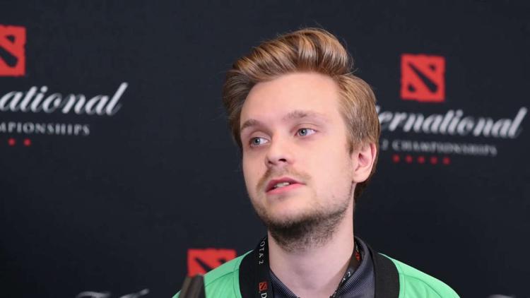 JerAx tillkännagav sökandet efter ett nytt team