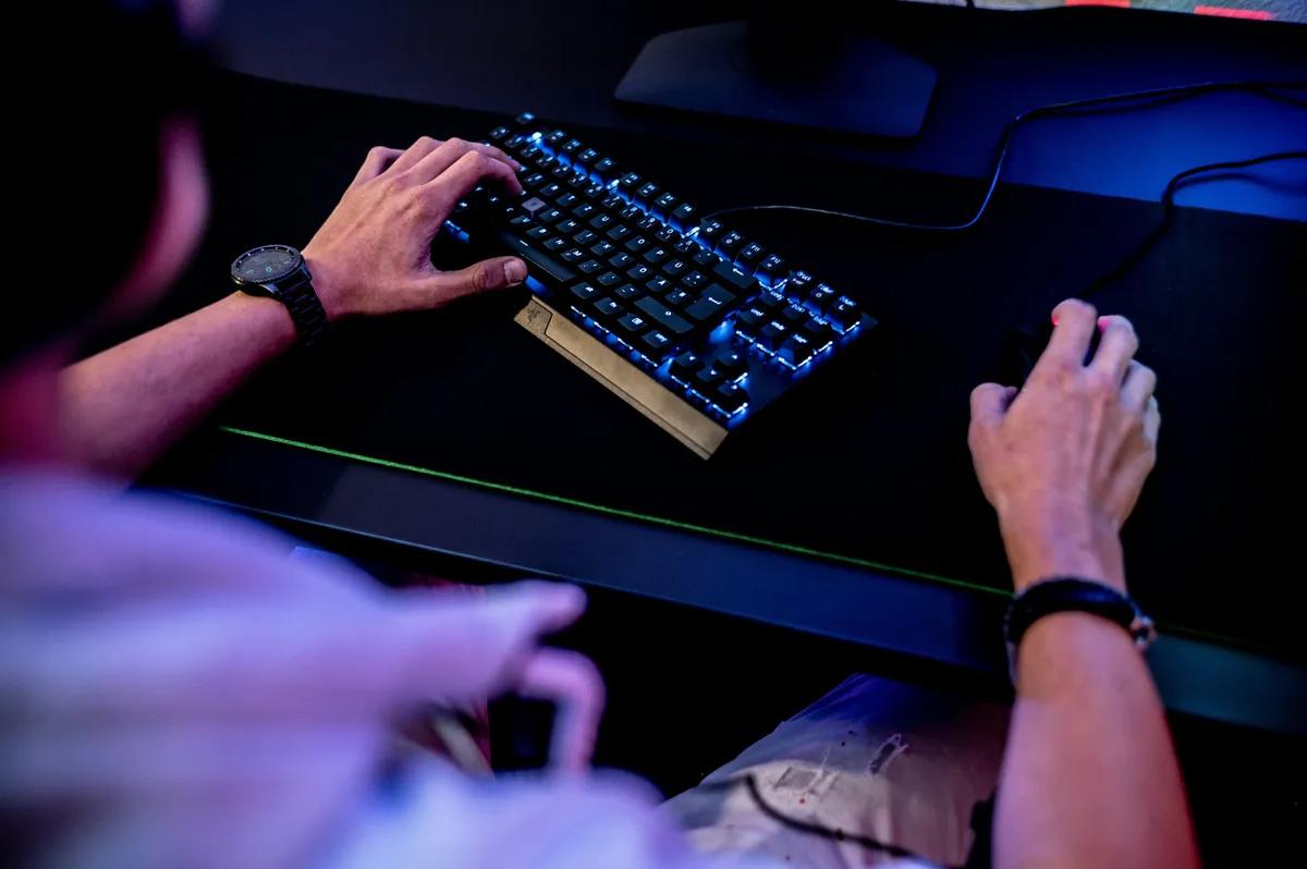 Hur kommer globala omklassificeringar och nya lagar att påverka framtiden för vadslagning inom eSport?