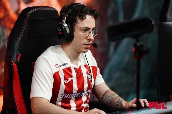 4nalog delar vägar med HEROIC