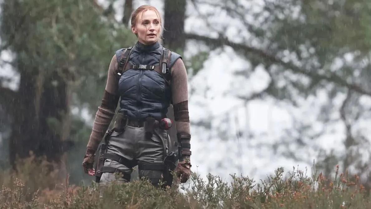 Första bilden av Sophie Turners Lara Croft i aktion har avslöjats