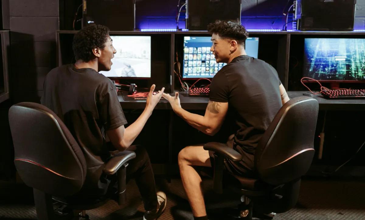 Spelgemenskaper som moderna stödgrupper