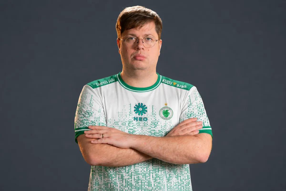 Karrigan ryktas ansluta sig till Team Falcons inför IEM Köln