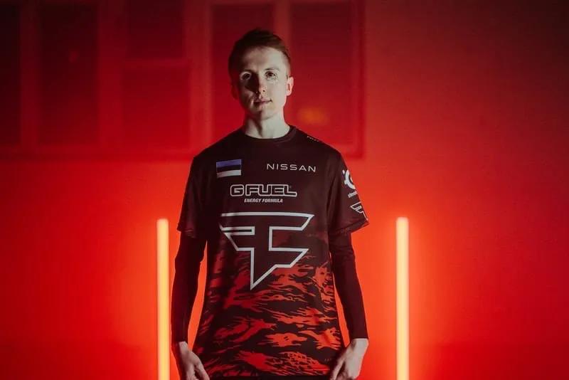 ropz flyttade officiellt till FaZe Clan