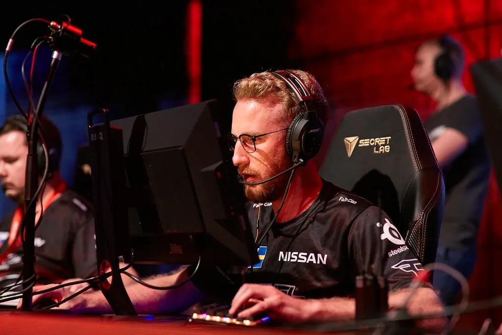 olofmeister lämnade listan FaZe Clan