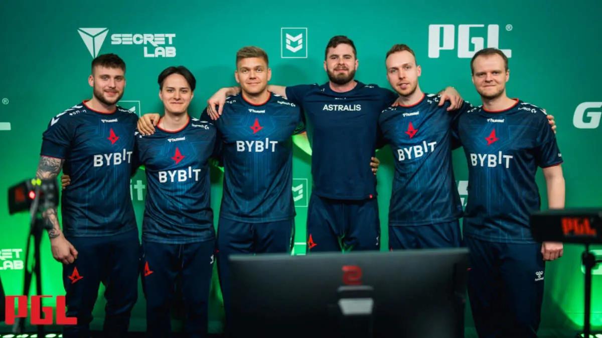 Tränaren Astralis pratade om truppens framtid under de kommande månaderna