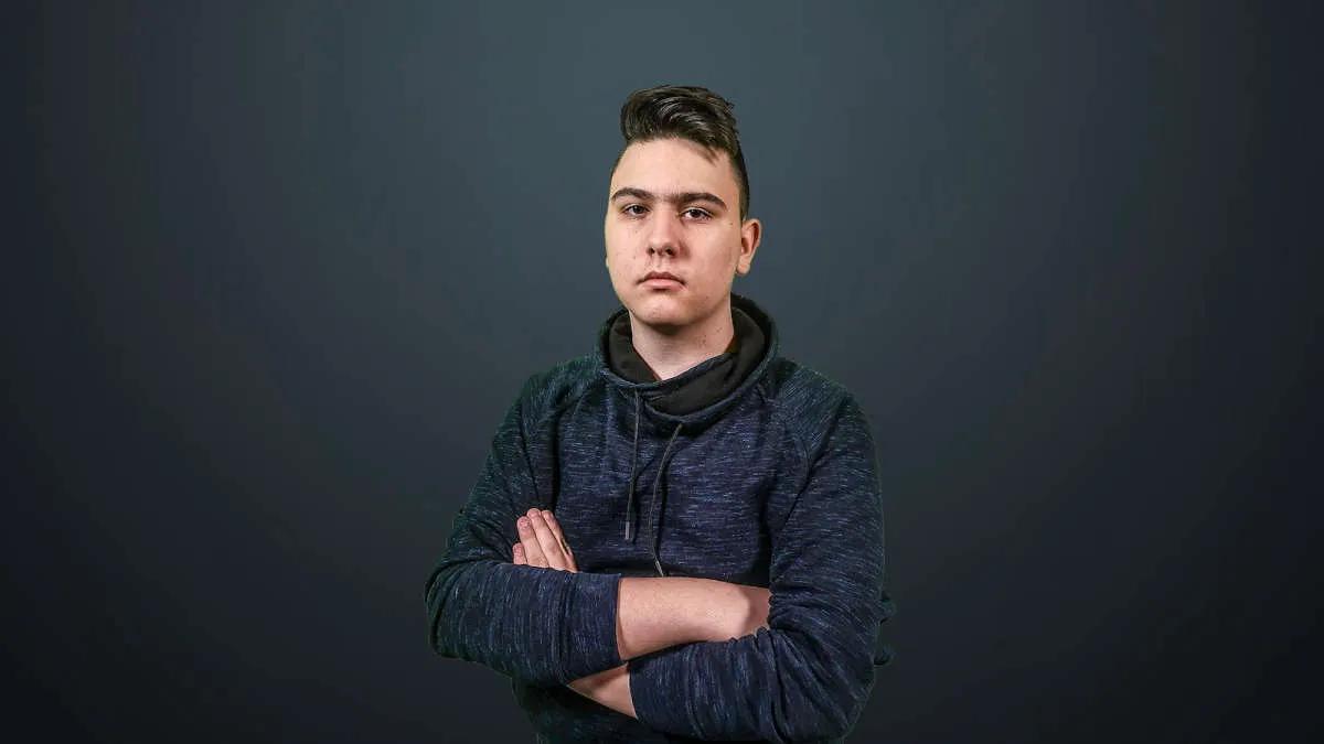 DEPRESHN lämnade akademin fnatic