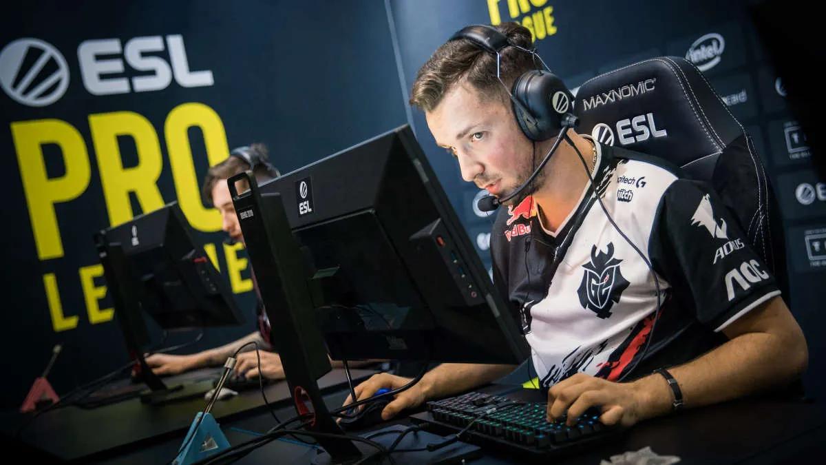 huNter- klättrar till 14:e plats i listan över de bästa spelarna 2022 enligt HLTV