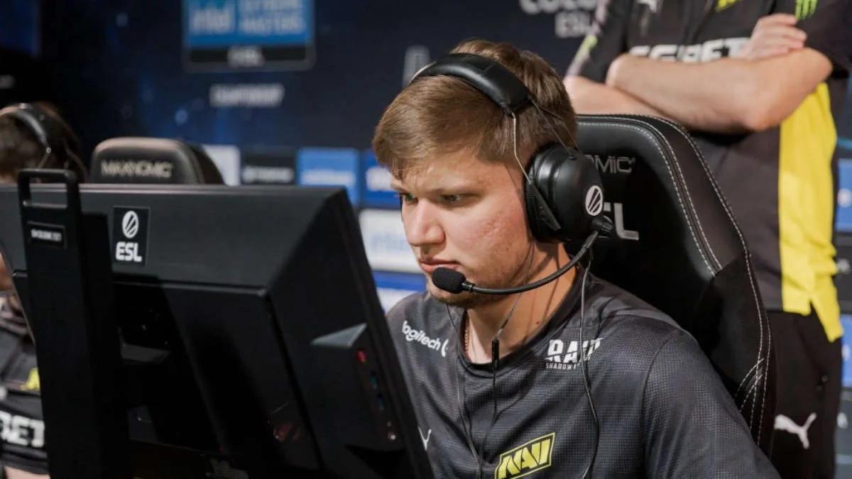 s1 mple är den bästa spelaren 2022 enligt portalen HLTV