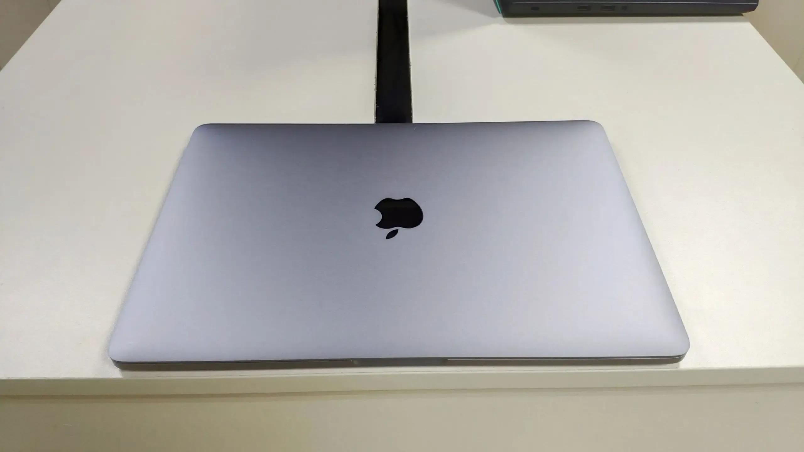 Apple utvecklar enligt uppgift sin första budget-Mac för att konkurrera med Chromebooks