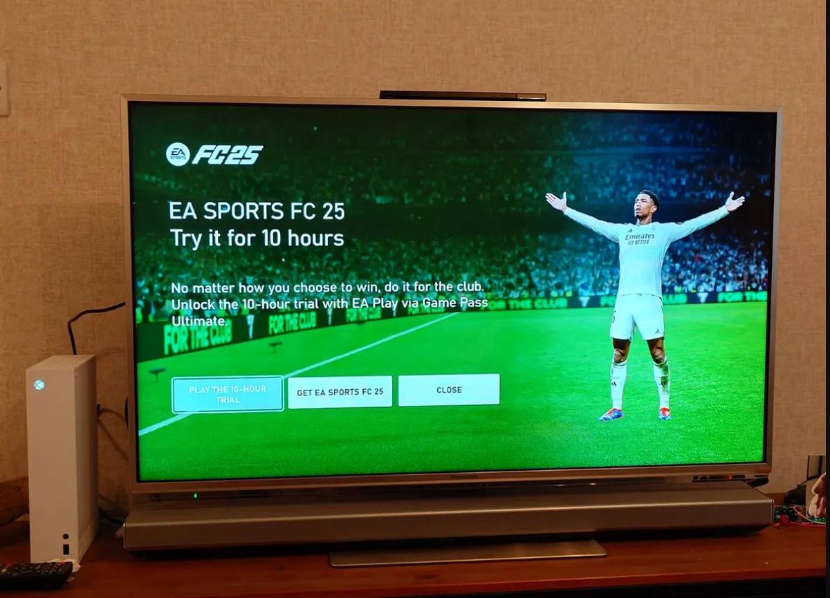 Guy Mowbrays röst får en AI-klon för EA Sports FC 26